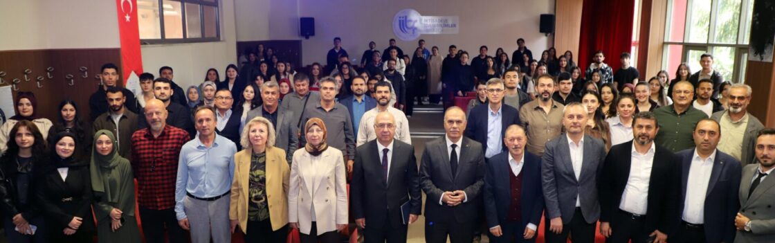 “İslam’da İktisadi Kalkınmanın Temelleri” Başlıklı Konferans Düzenlendi